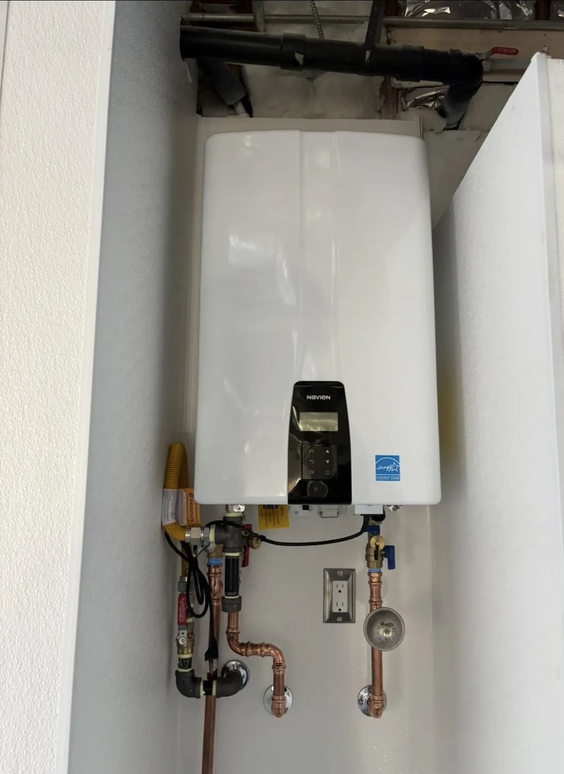 Water heater installation detail